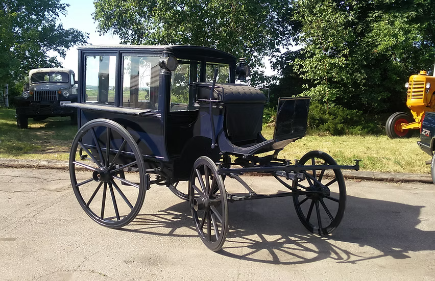 1901 Petzelt & Keyser Opera Coach